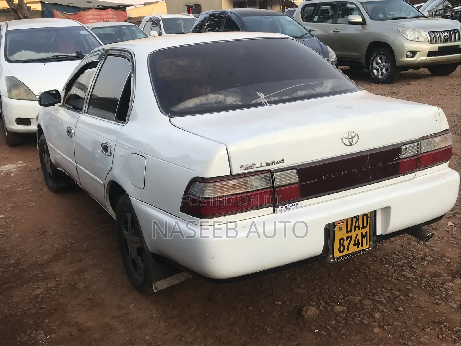 Toyota Corolla 2000 White