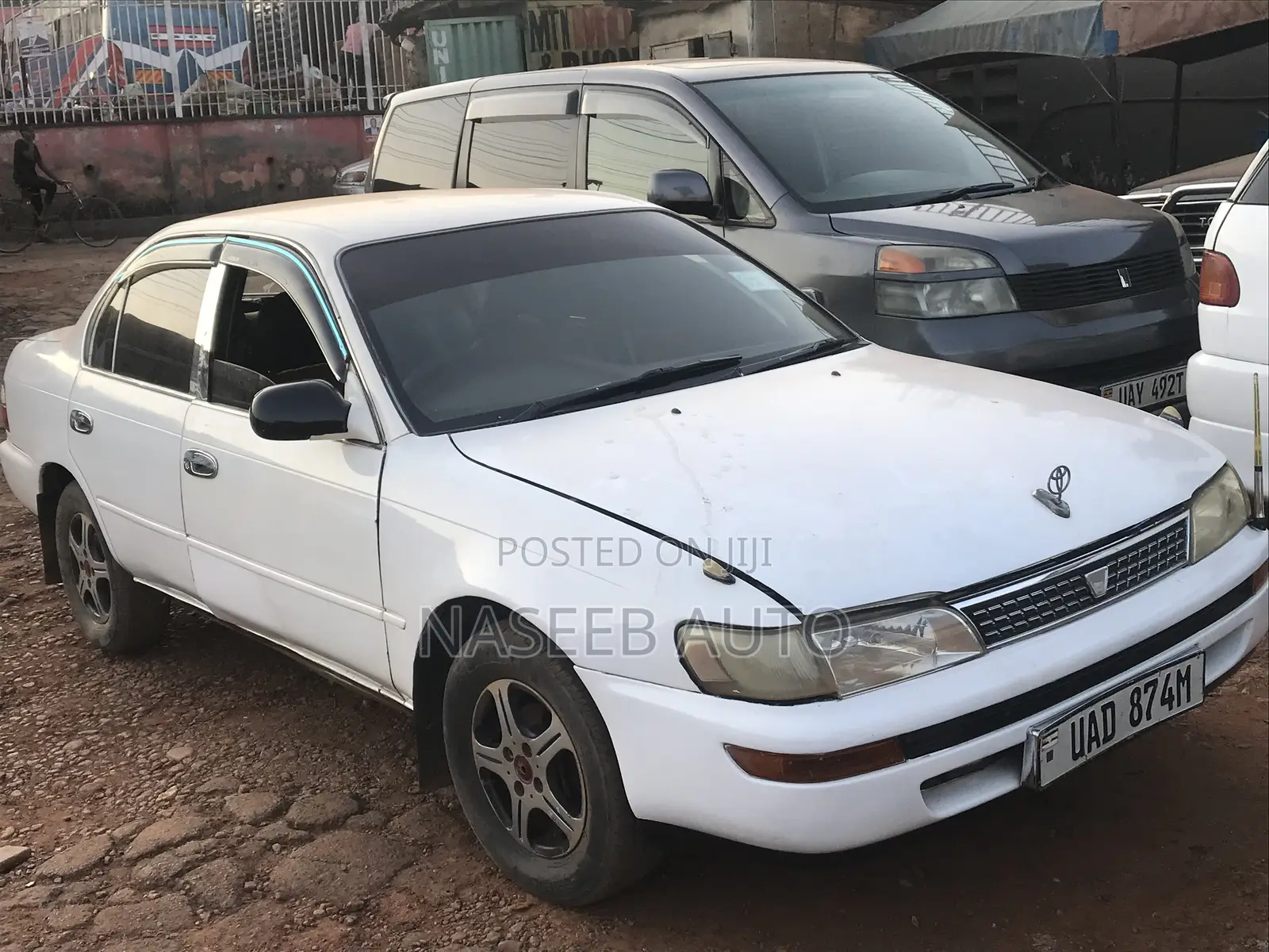 Toyota Corolla 2000 White