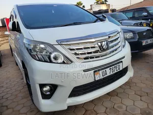 Toyota Alphard 2.4 Petrol AWD 2013 White