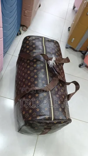 Brown Faux-Leather Travel Duffel Bag( Medium)