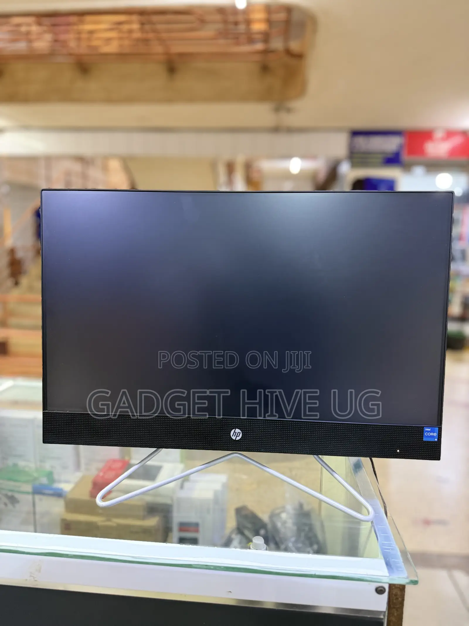 Desktop Computer HP 200 G4 All-in-One 8GB Intel Core i5 SSD 256GB