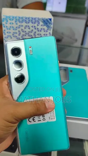 New Tecno Camon 40 Pro 4G 256 GB Green