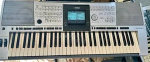 Yamaha PSR 3000