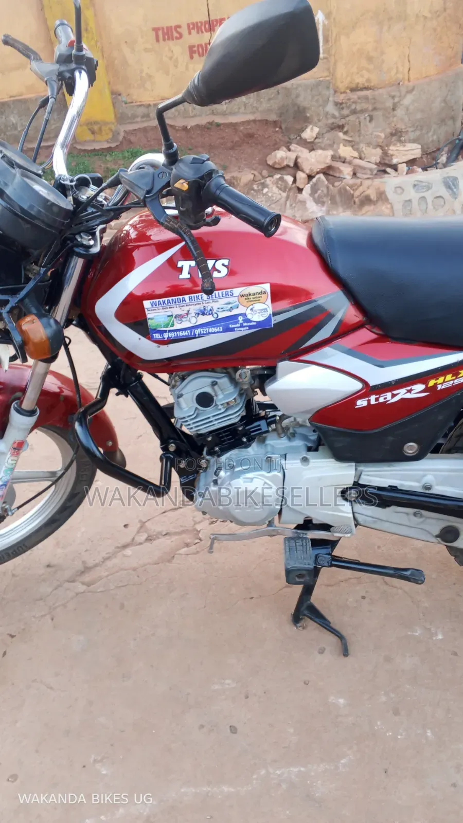 TVS HLX 125 2023 Red