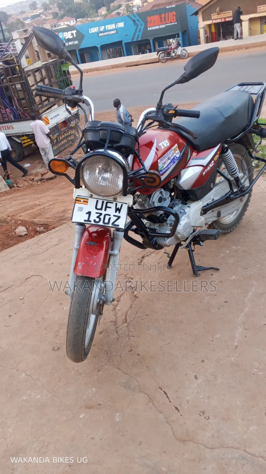 TVS HLX 125 2023 Red