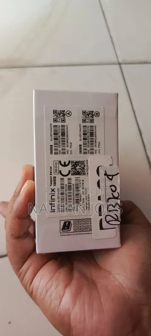 New Infinix Hot 70 128 GB Black