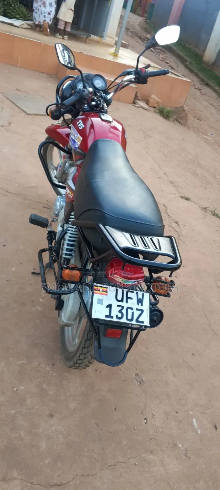 TVS HLX 125 2023 Red