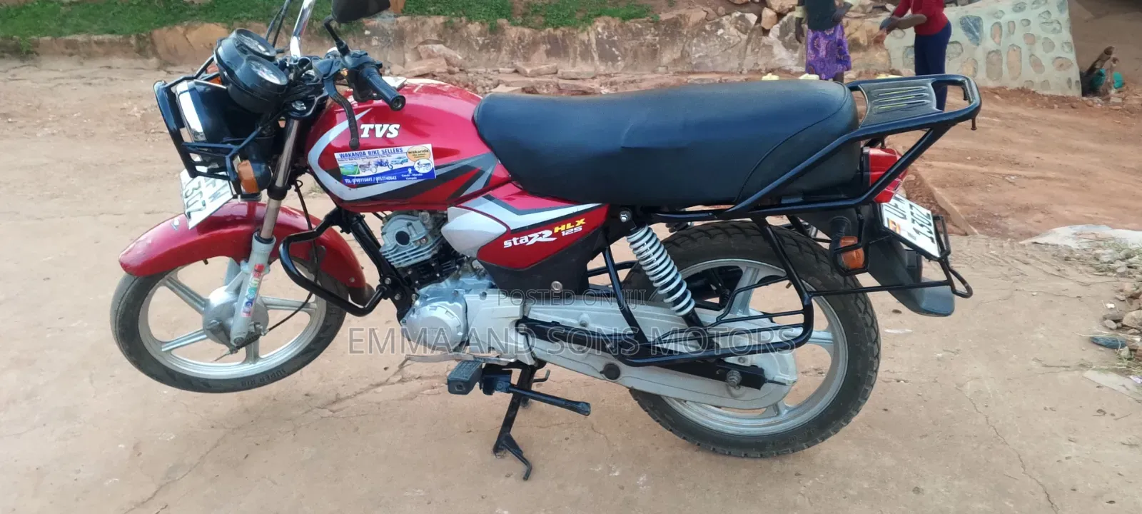 TVS HLX 125 2023 Red