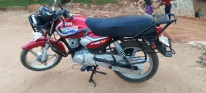 TVS HLX 125 2023 Red