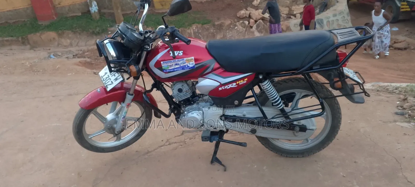 TVS HLX 125 2023 Red