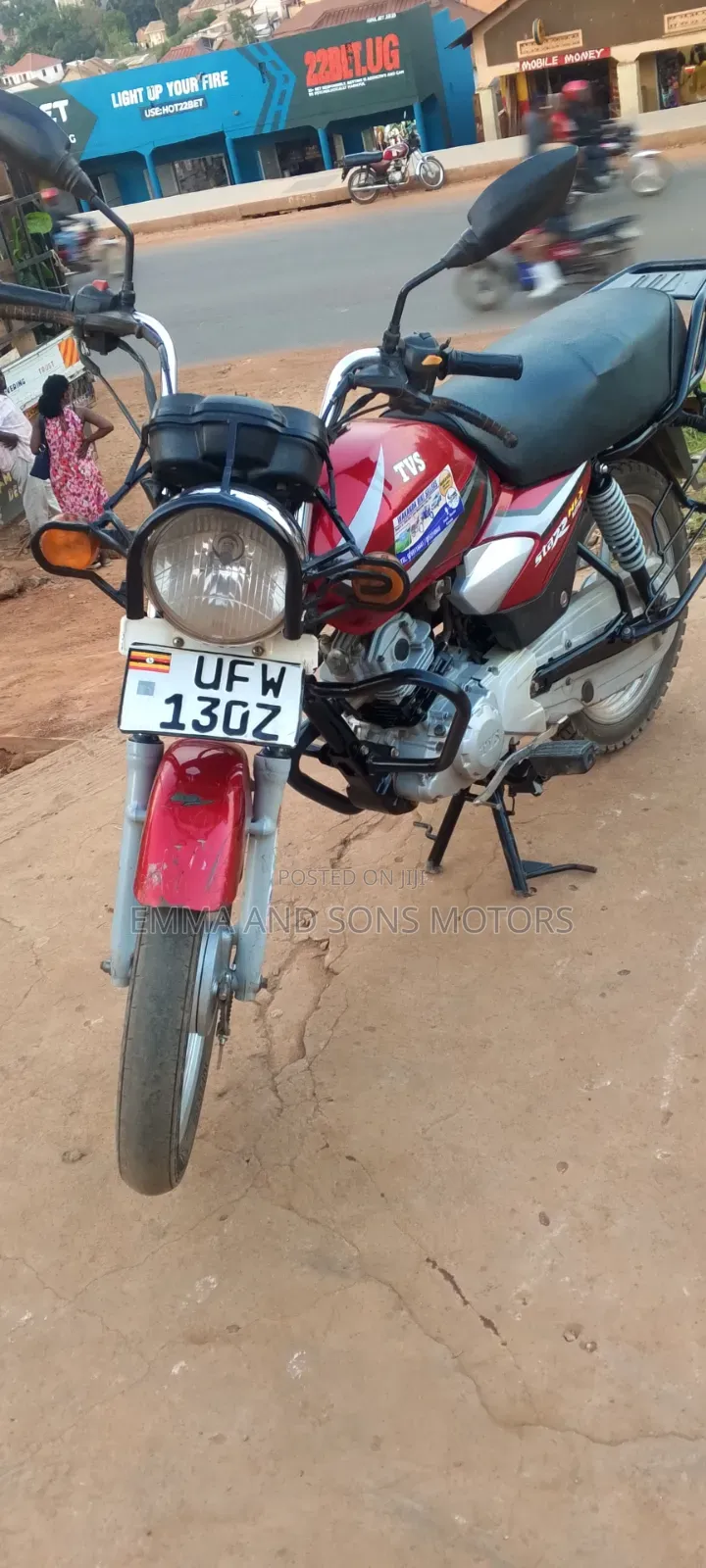 TVS HLX 125 2023 Red