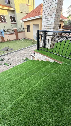 Premium Artificial Grass Carpet – Natural Look & Soft Finish