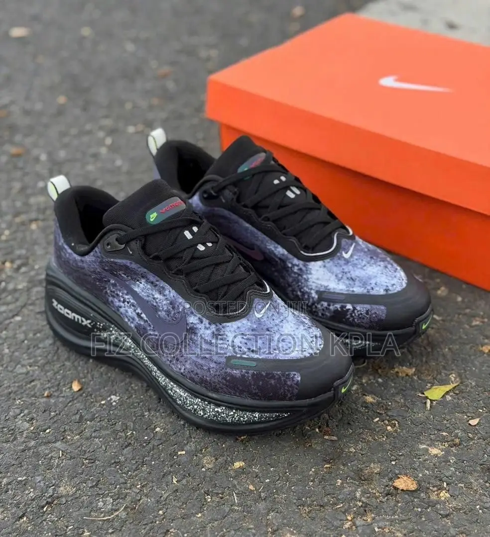 Original Nike Vomero Plus Anthracite Black Grey Sneakers