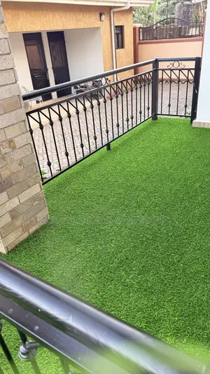 Artificial Grass Carpet for Hotels & Restaurants – Outdoor Décor