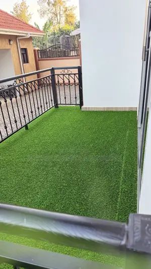 Artificial Grass Flooring – Stylish Green Turf for Indoor & Outdoor