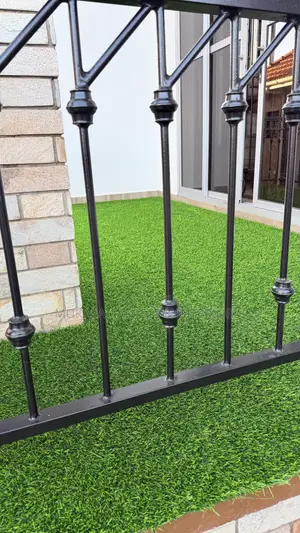 Artificial Lawn Carpet – Green Synthetic Grass for Homes