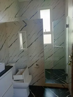 3bdrm Apartment in Kololo, Central Division for sale