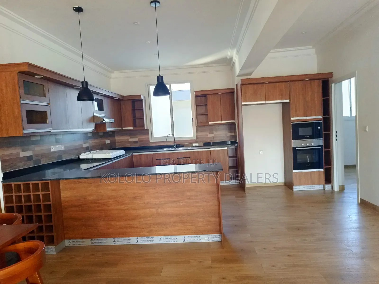 3bdrm Apartment in Kololo, Central Division for sale