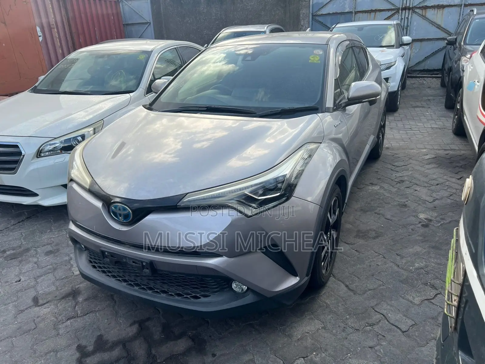 Toyota RAV4 LE FWD (2.5L 4cyl 6A) 2017