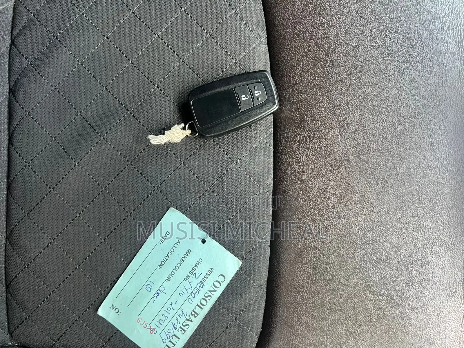 Toyota RAV4 LE FWD (2.5L 4cyl 6A) 2017