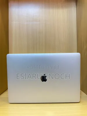 New Laptop Apple MacBook Pro 2019 16GB Intel Core i7 SSD 512GB