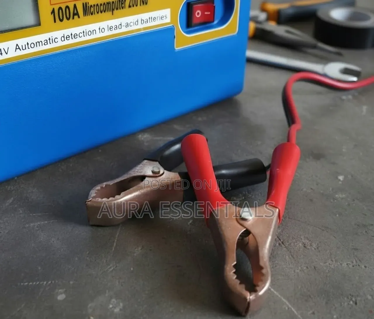 100A Microcomputer-Controlled LCD Smart Car Battery Charger