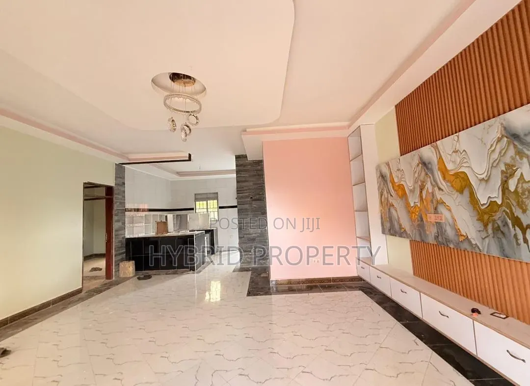 4bdrm House in Nansana Along Hoima for sale