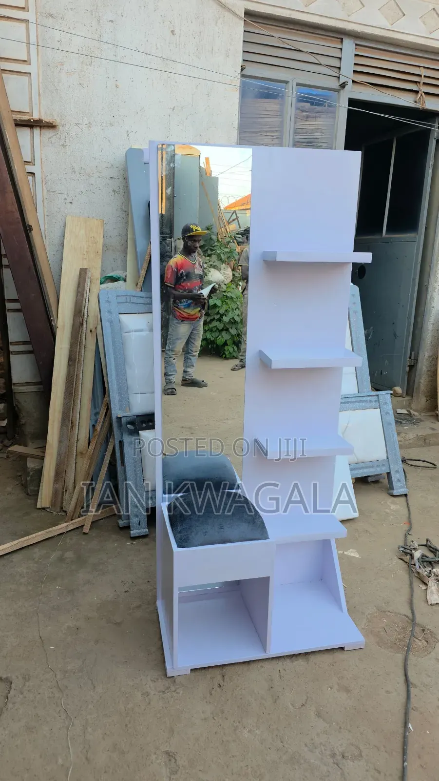 Dressing Mirror Stand With Seat