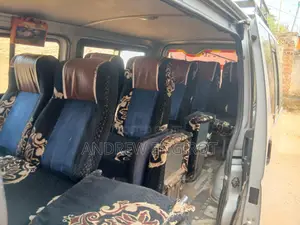 Toyota HiAce 2013 Beige