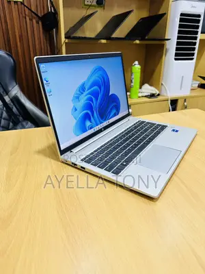New Laptop HP ProBook 450 G9 16GB Intel Core i7 SSD 512GB