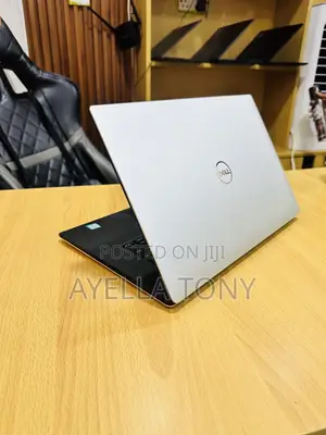 New Laptop Dell Precision 5530 16GB Intel Core i7 SSD 512GB