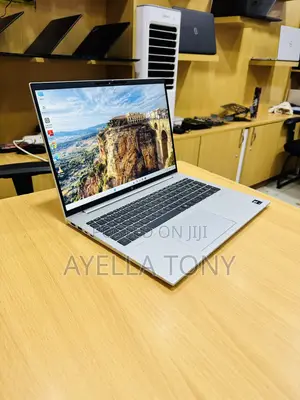 New Laptop HP EliteBook 860 G10 16GB Intel Core Ultra 5 SSD 512GB