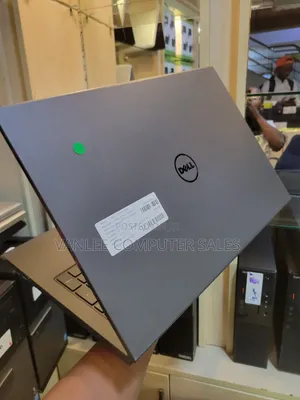 Laptop Dell Latitude 3540 4GB Intel Core i3 HDD 500GB