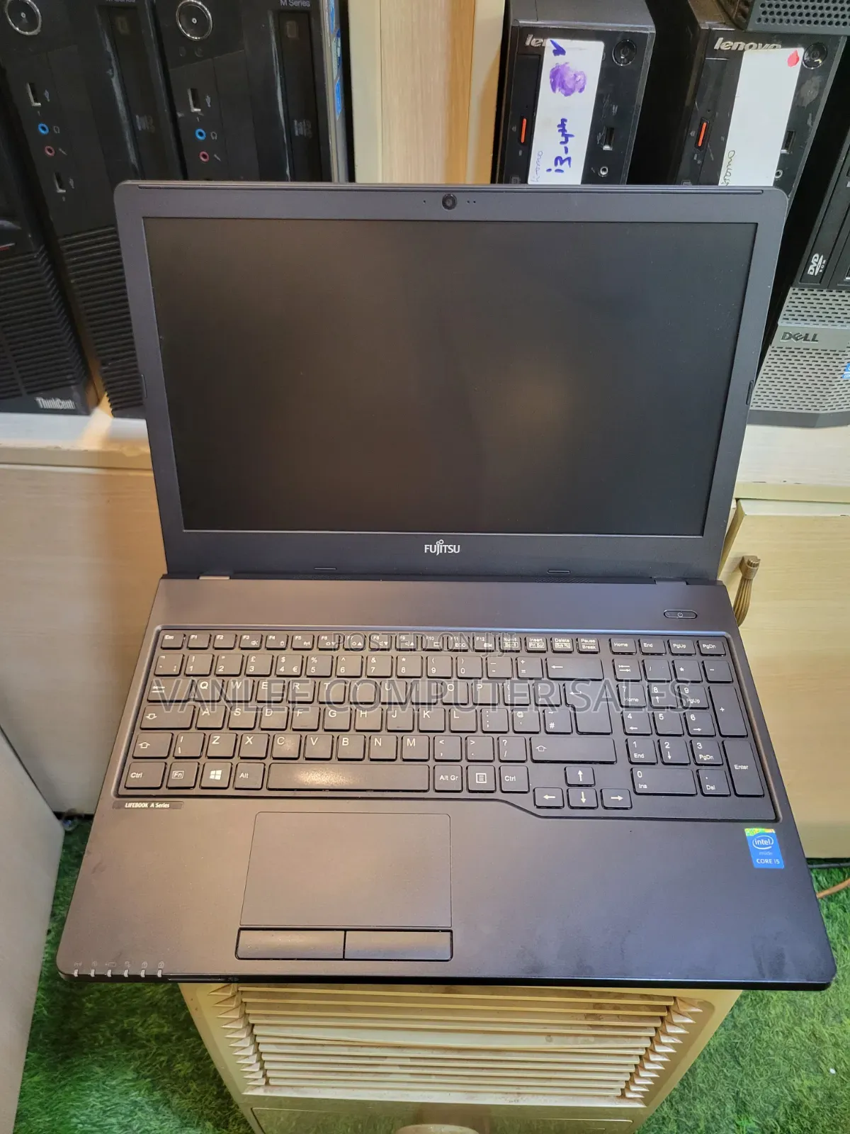 Laptop Fujitsu Lifebook A555 4GB Intel Core i5 HDD+SSD 320GB