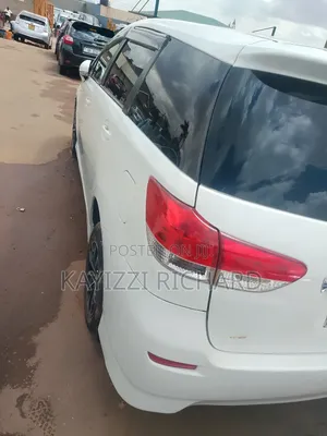 Toyota Wish 2010 White