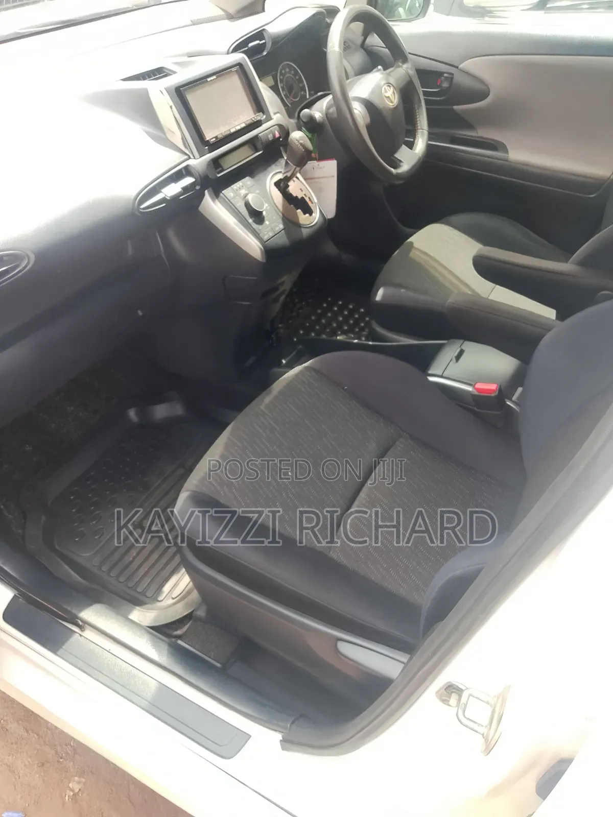Toyota Wish 2010 White