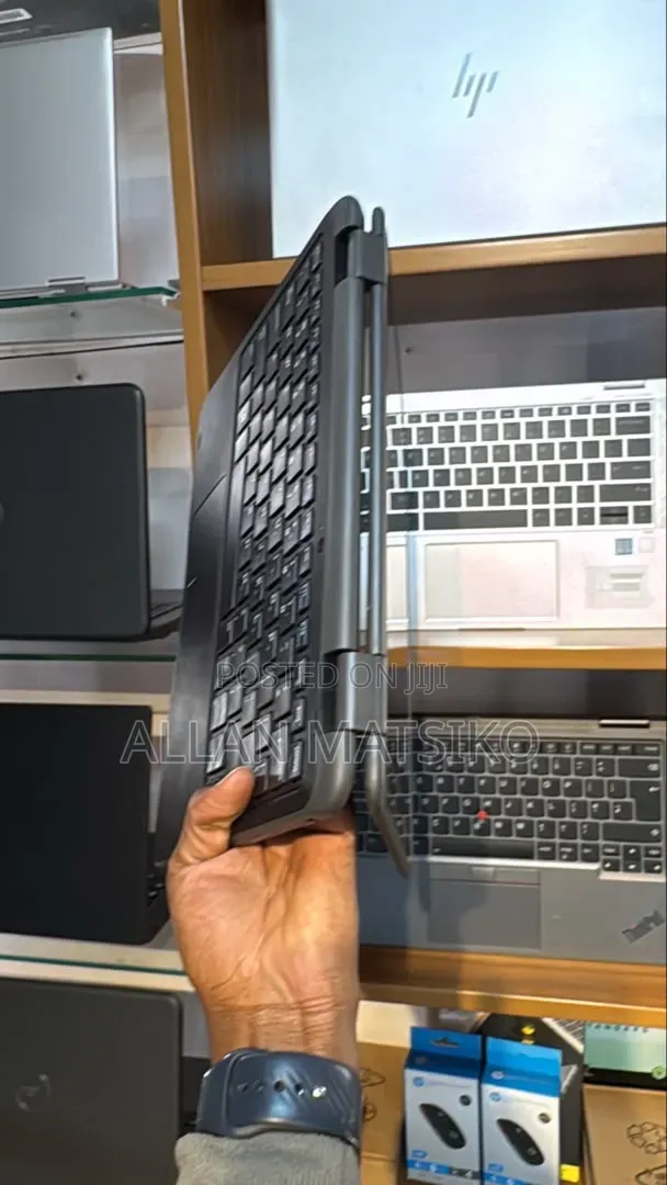 Laptop Dell Latitude 3590 4GB Intel Celeron SSD 128GB