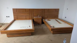 Morden  Luxurious  Bed Set