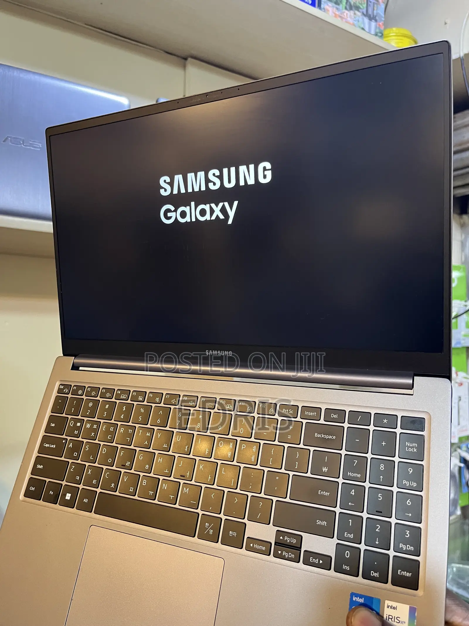 Laptop Samsung Galaxy Book4 16GB Intel Core i5 SSD 512GB