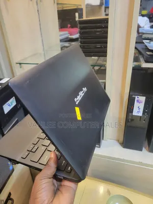 Laptop 4GB Intel Celeron eMMC 60GB
