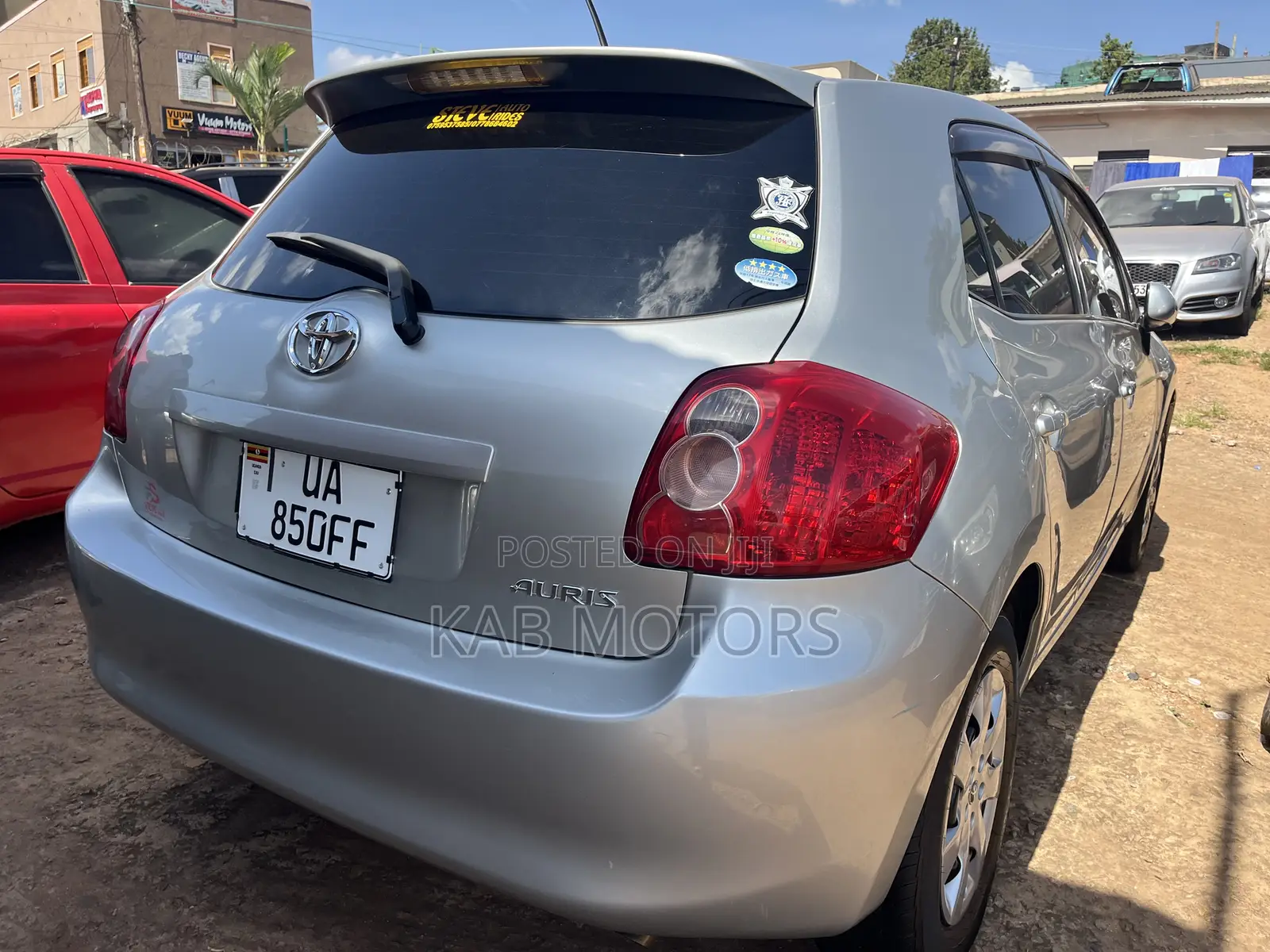 Toyota Auris 2010 Silver
