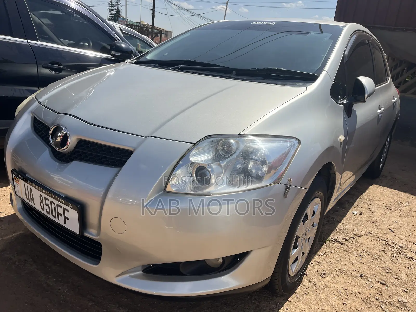 Toyota Auris 2010 Silver