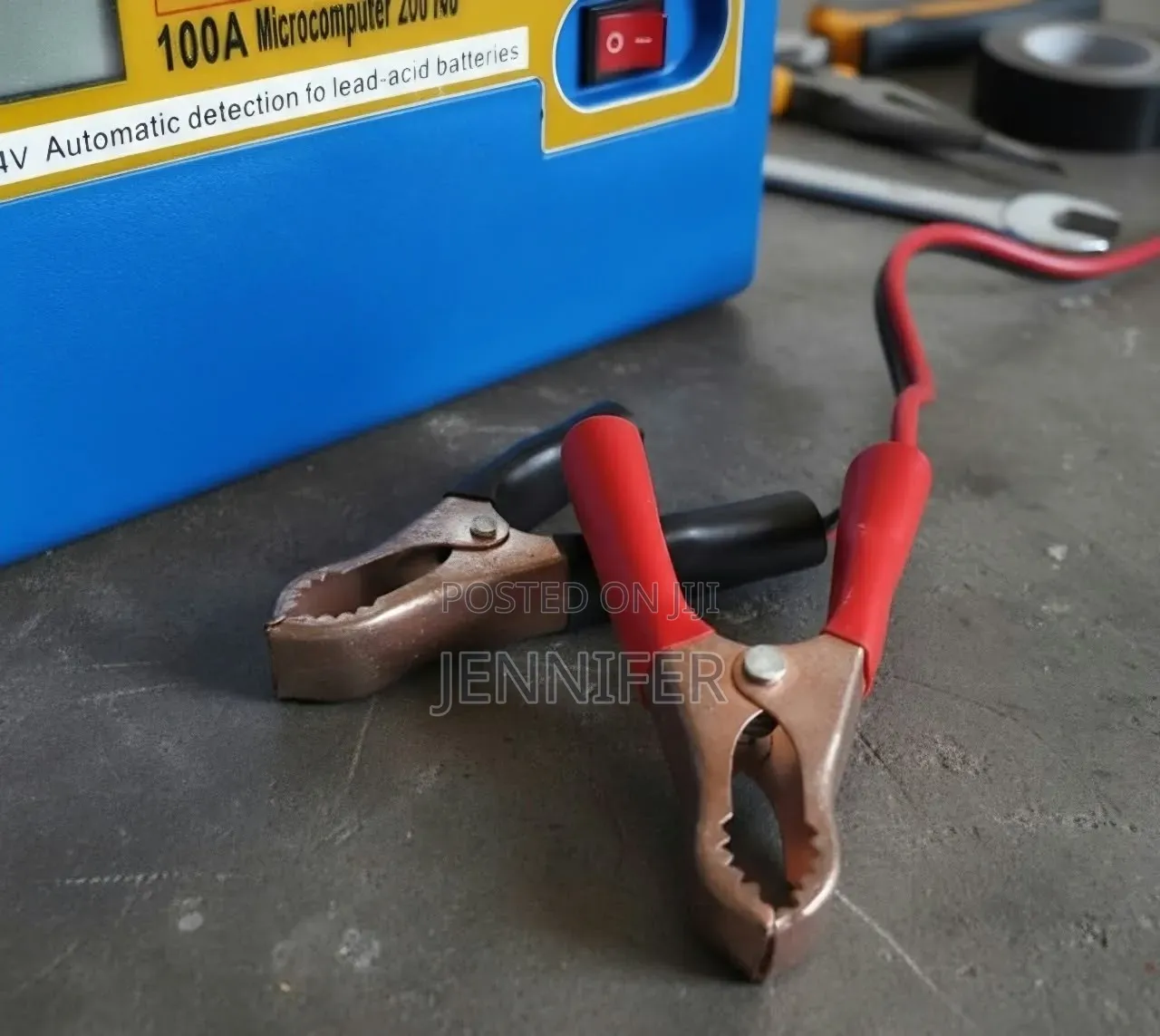 100A Microcomputer-Controlled LCD Smart Car Battery Charger