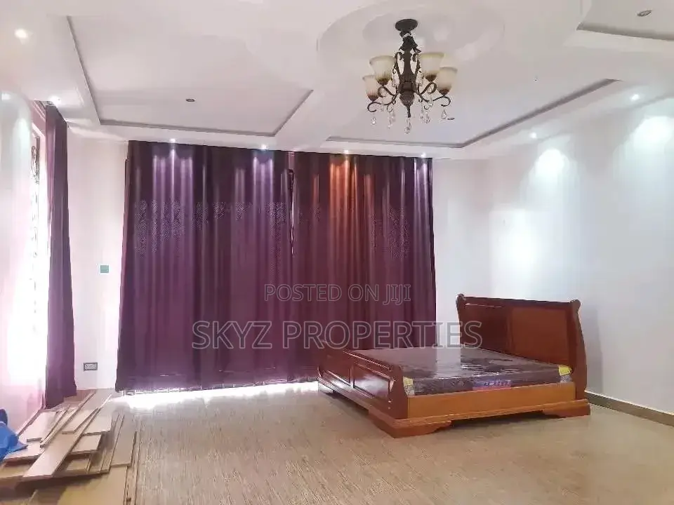 6bdrm Mansion in Bunga, Central Division for rent