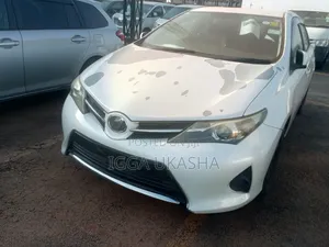 Toyota Auris 2013 White