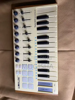 WORLDE Tuna-Mini Midicontroller