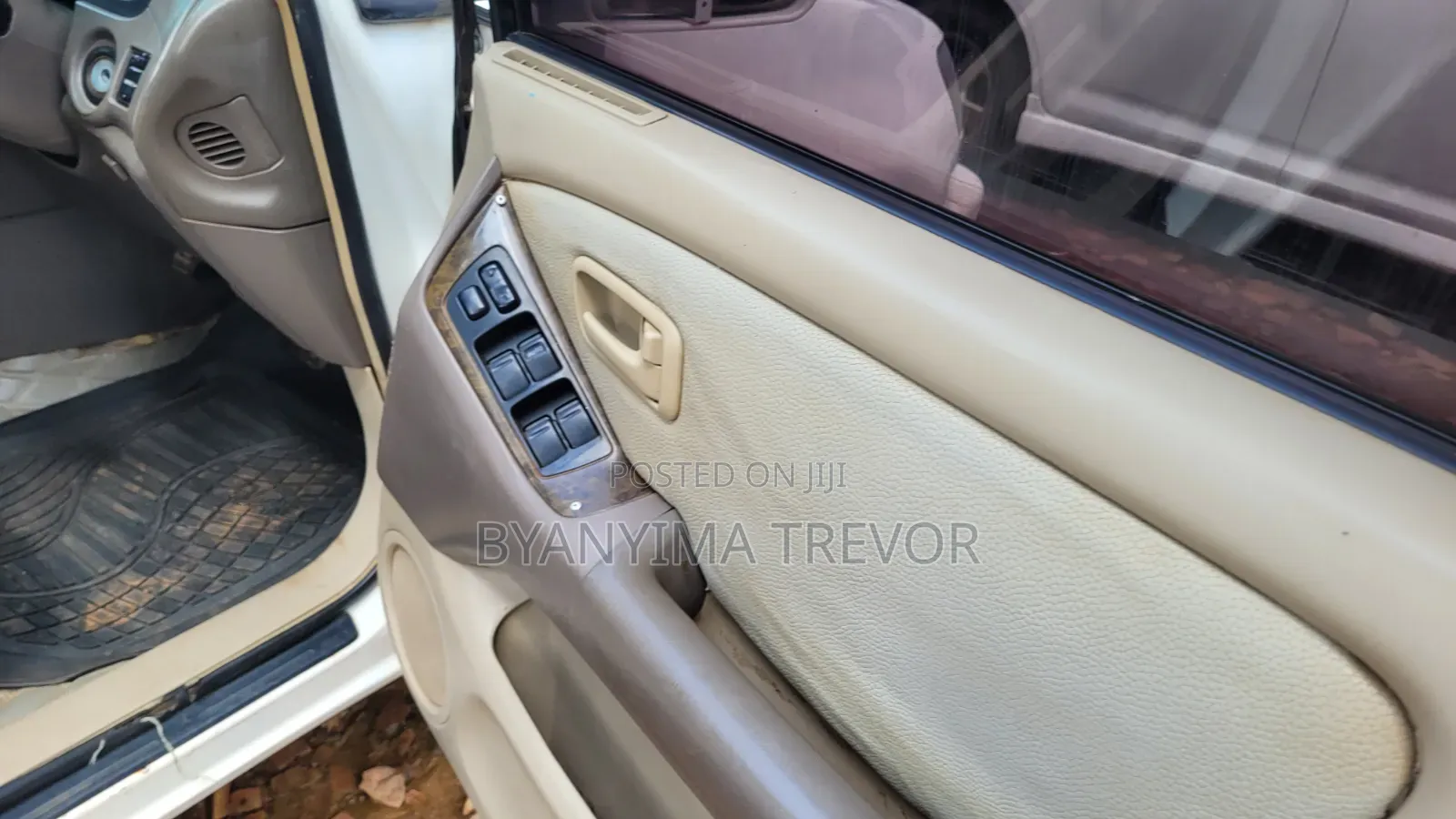 Toyota Harrier 2008 White