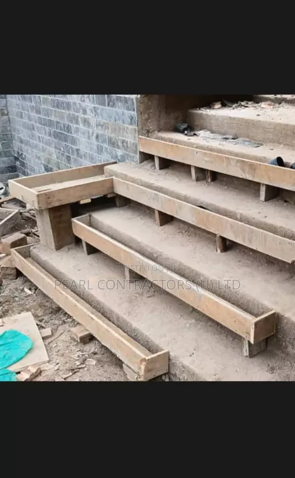 Floating Steps Construction