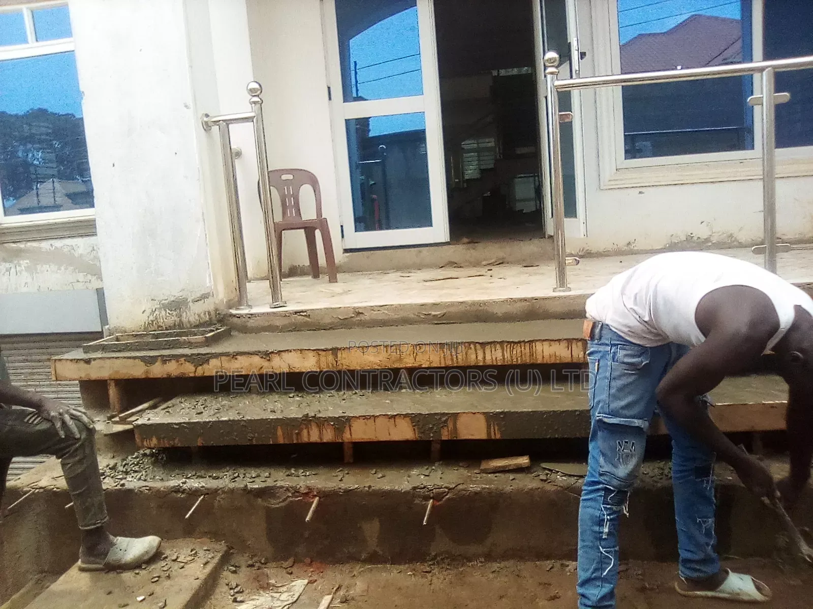Floating Steps Construction