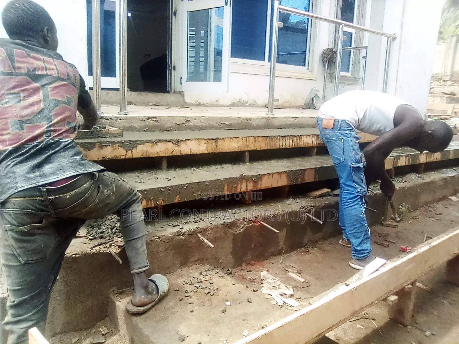 Floating Steps Construction